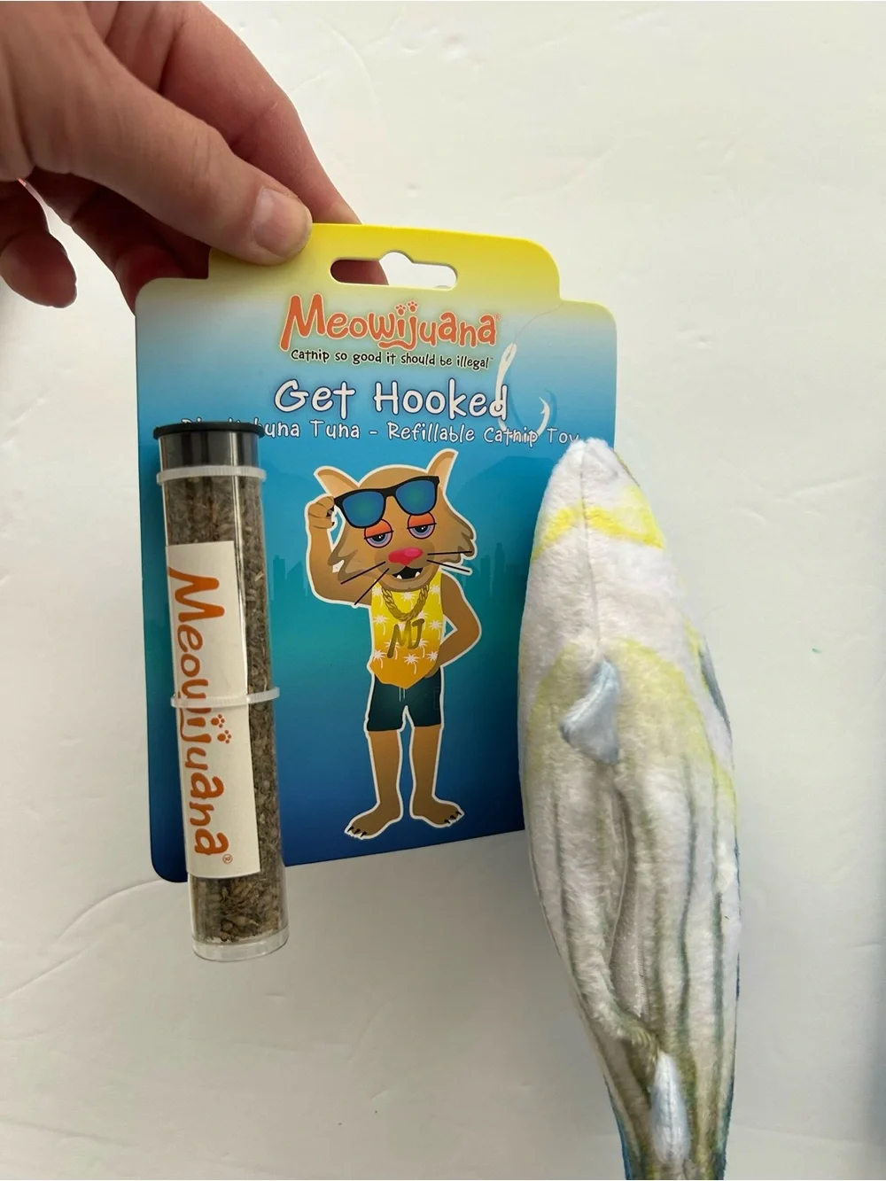 Bundle 2 New Cat Treats + Toy Beefeaters Pillow Cat Treats and Catnip